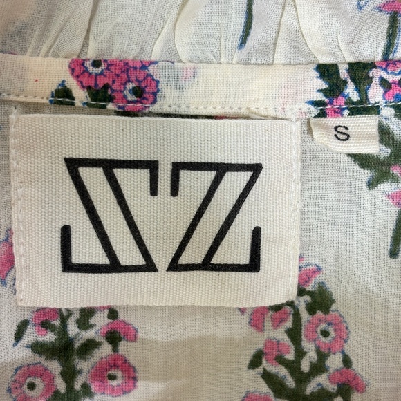 SZ Floral Ruffle Blouse - White and Pink - Picture 7 of 12